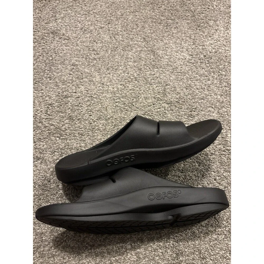 Oofos OOahh Mens Size 12 Recovery Slip-On Slides Beach Sandals Black